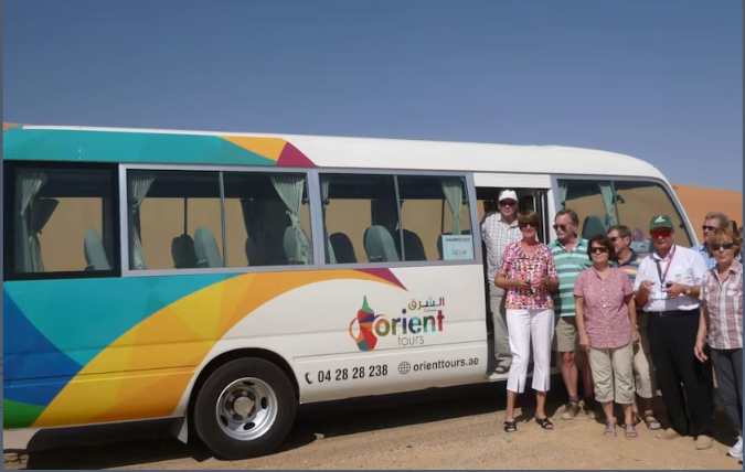 Dubai private vehicle hire with experienced driver - Image 2